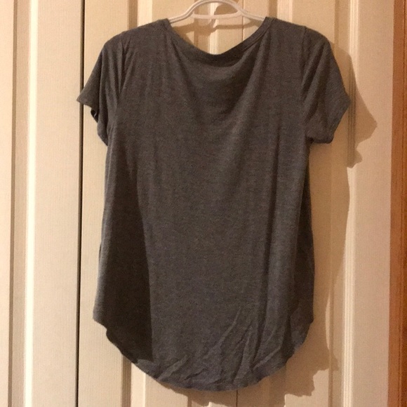 Gray tee shirt with pocket - Picture 2 of 3